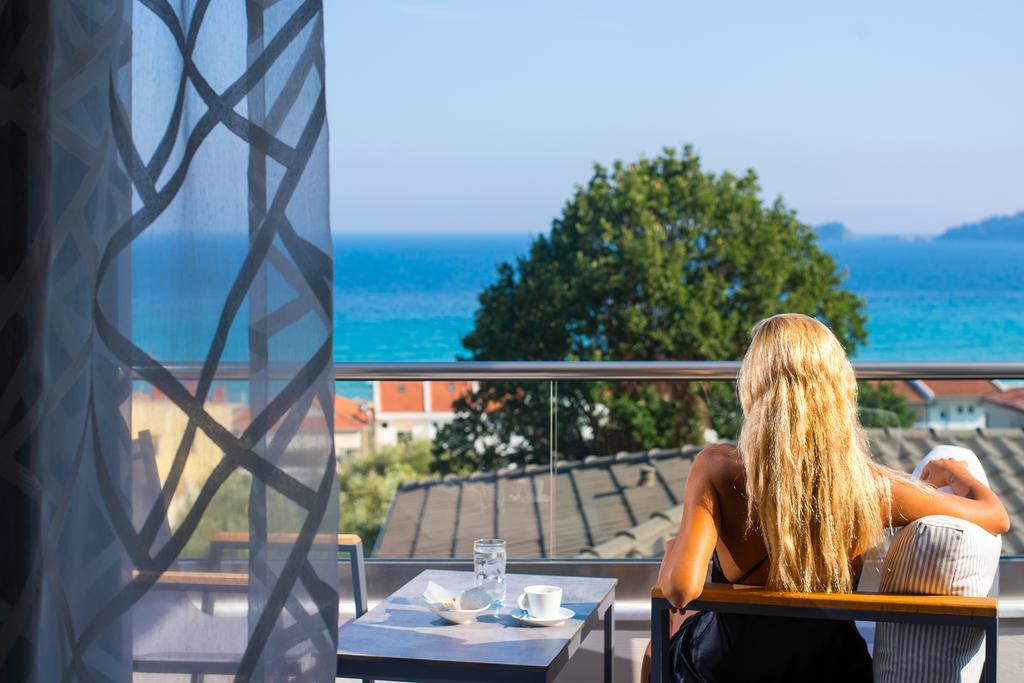 Semiramis Luxury Suites Chrysi Ammoudia Exterior photo