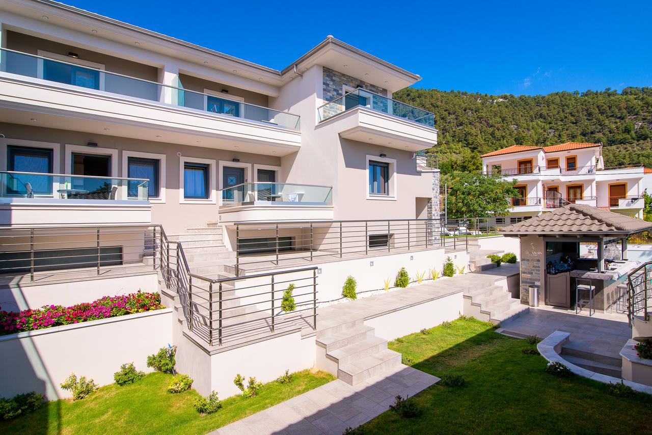 Semiramis Luxury Suites Chrysi Ammoudia Exterior photo