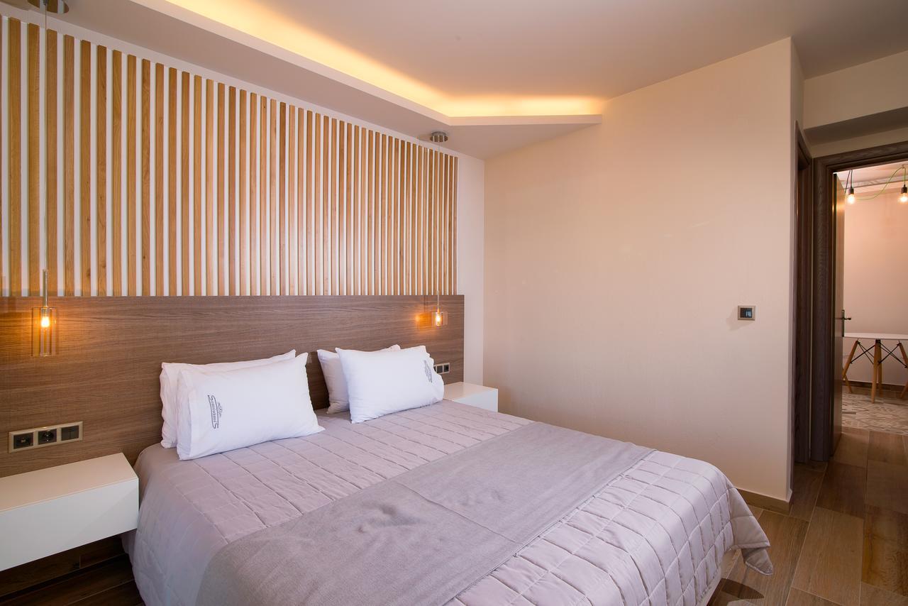 Semiramis Luxury Suites Chrysi Ammoudia Exterior photo