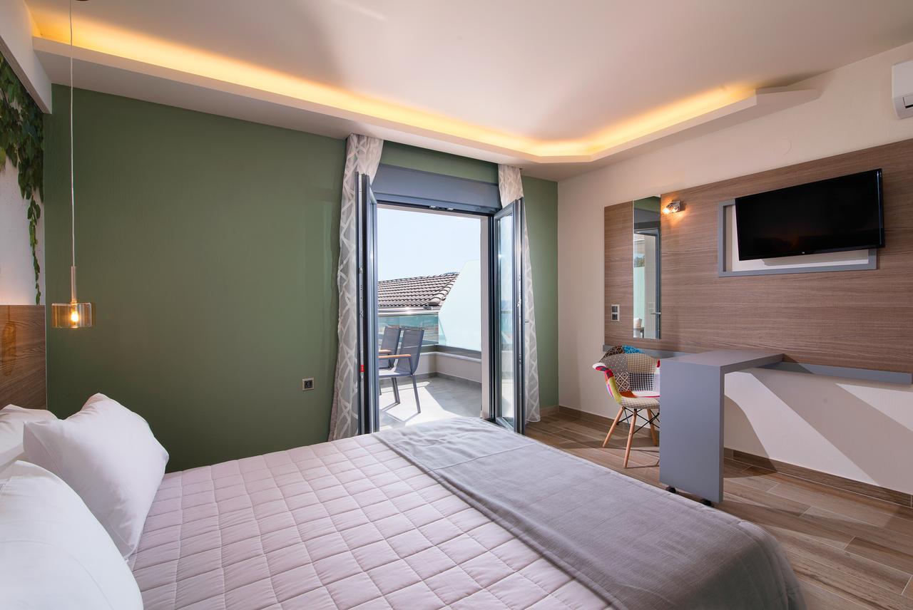 Semiramis Luxury Suites Chrysi Ammoudia Exterior photo
