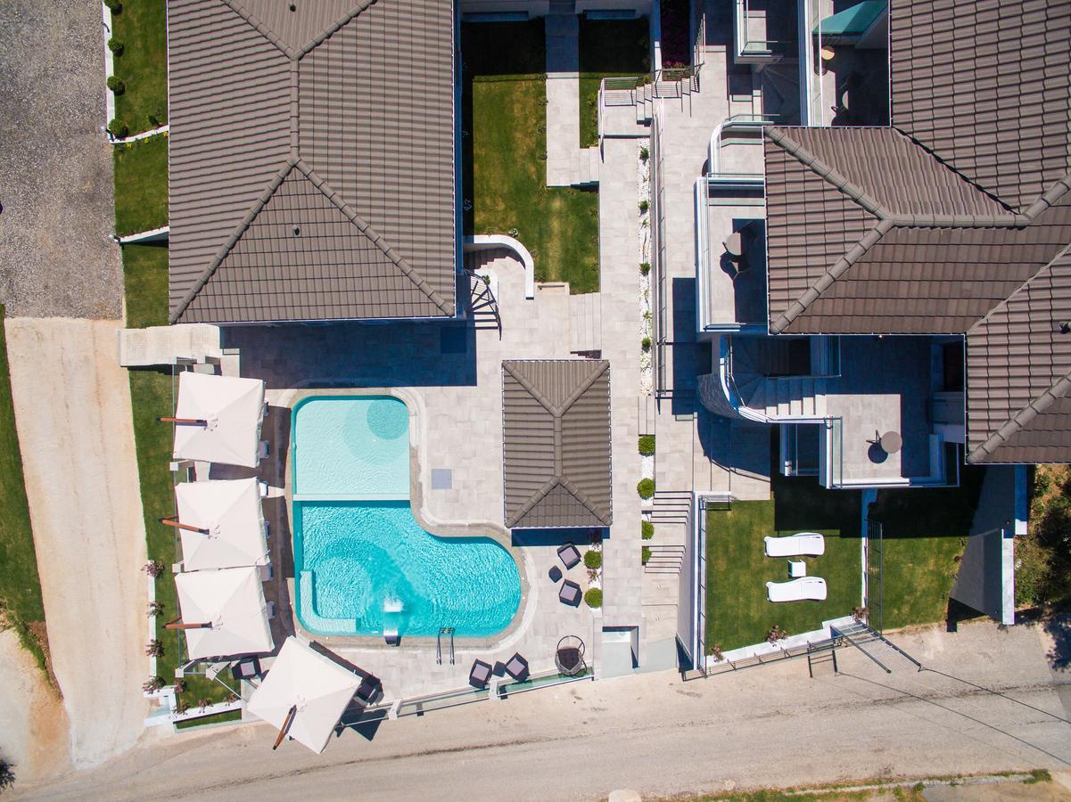 Semiramis Luxury Suites Chrysi Ammoudia Exterior photo